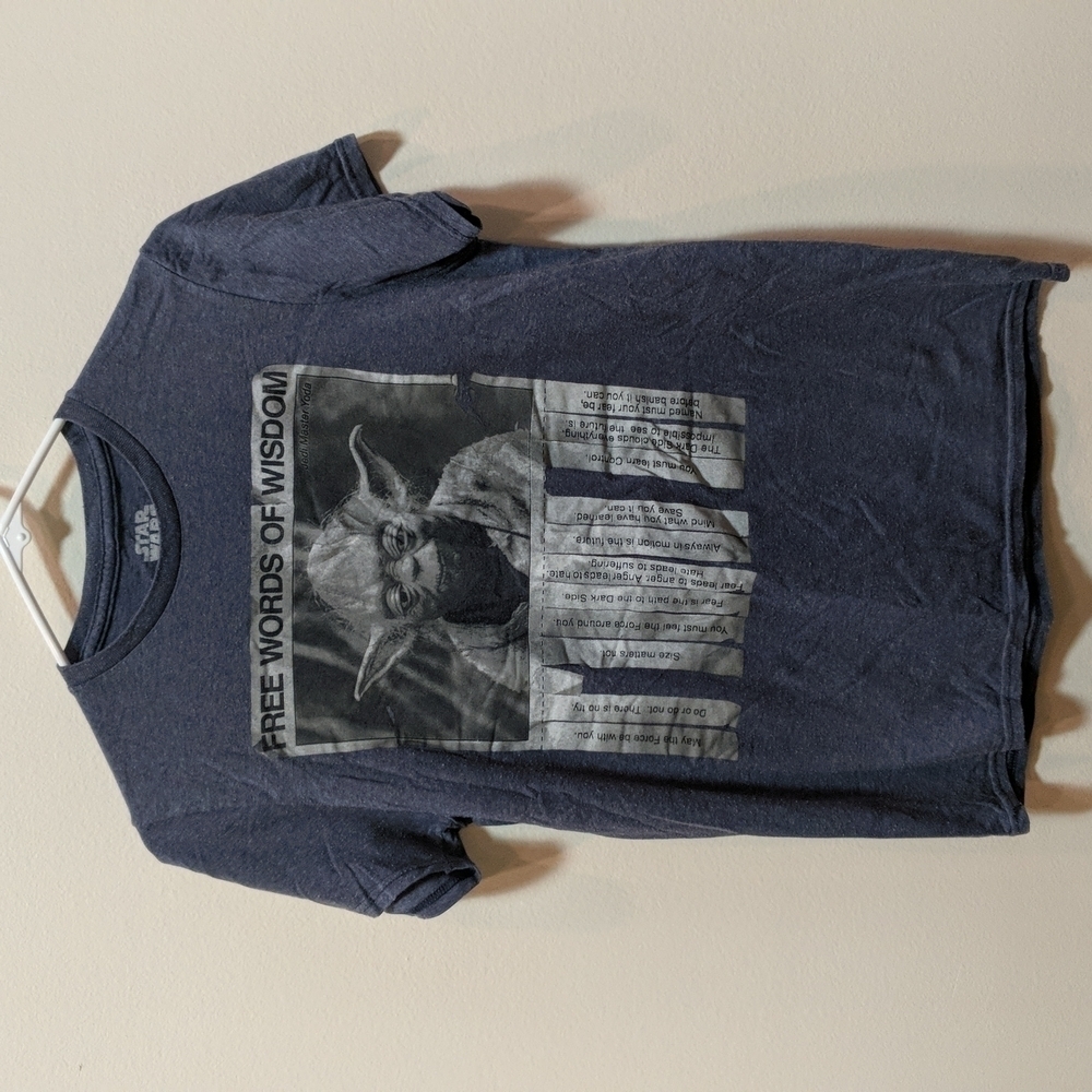 Star Wars Adult Small Short Sleeve Graphic Tee - Yoda